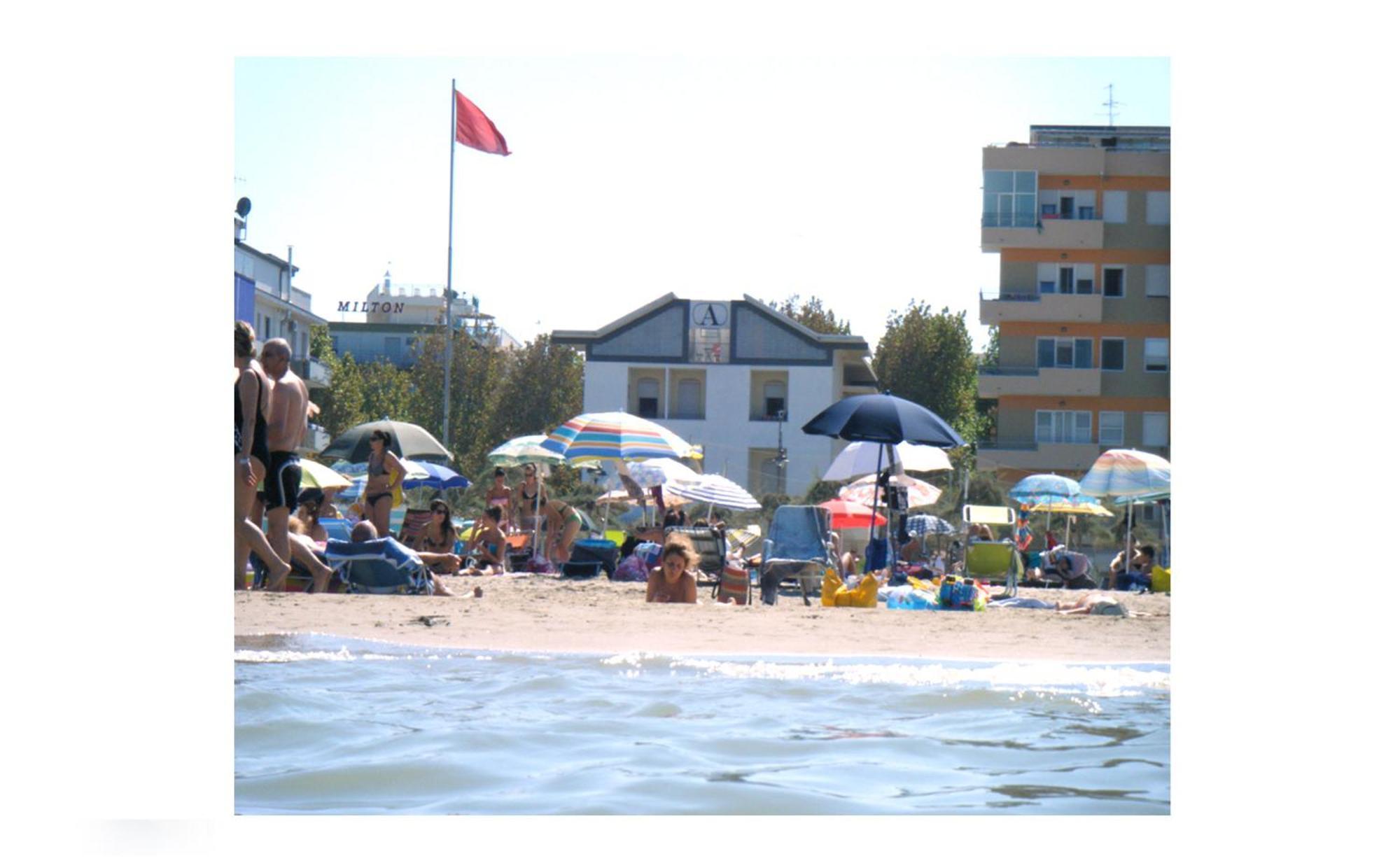 Hotel Ariston Чезенатіко Екстер'єр фото
